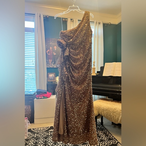 Giffniseti Sequin Women’s One Shoulder Dress Long Formal Evening Gown - Picture 8 of 8